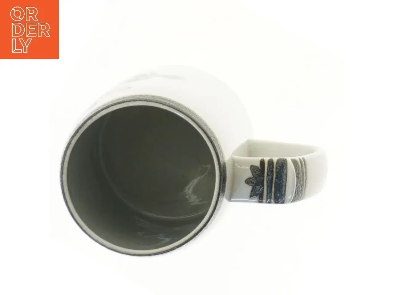 Billede 3 - Krus med våbenskjold fra Royal Copenhagen (str. Ø 7,5 cm længde 13,5 cm)