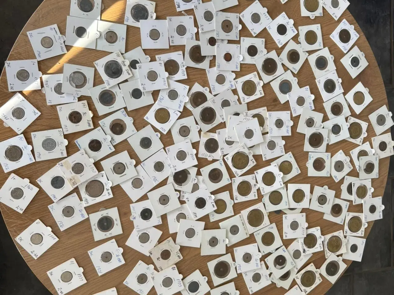 Billede 1 - Blandede mønter i hartberger