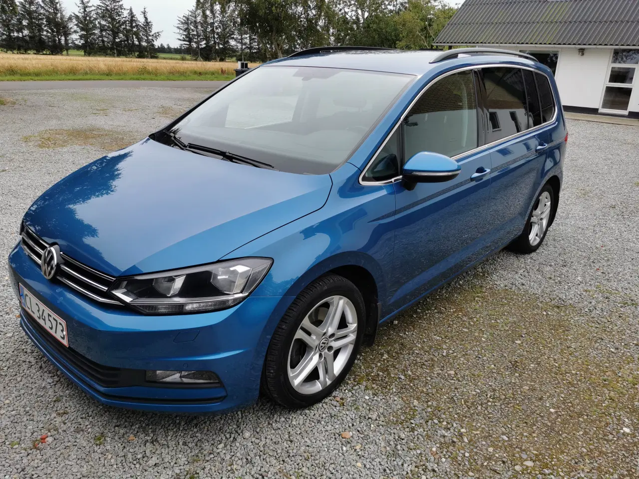 Billede 3 - Vw touran 7 per. Med træk og nysynet.