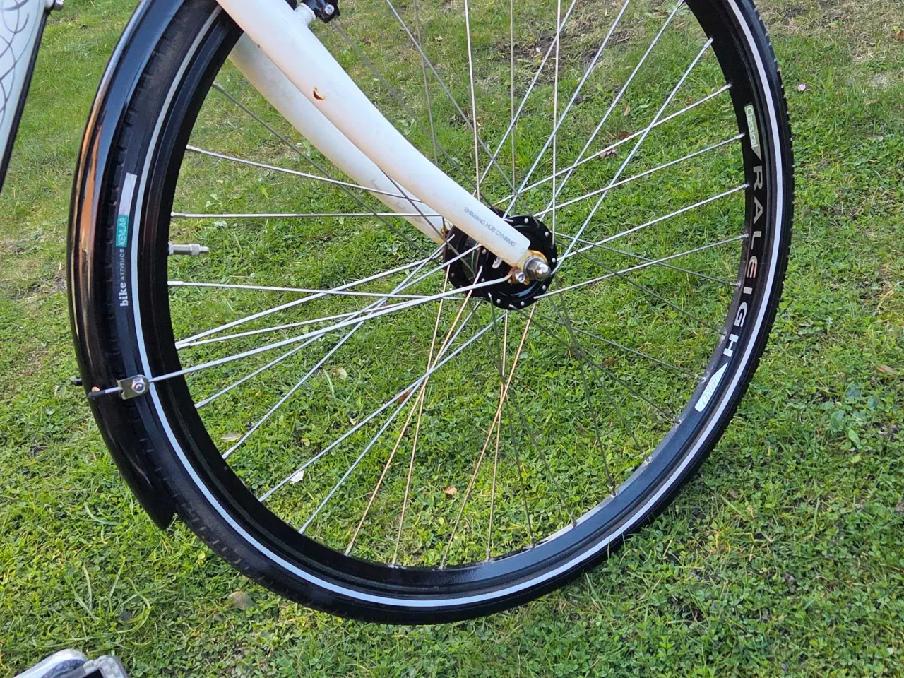 Billede 9 - RALEIGH 28" 7 gear. Nye dæk. Lås medfølger. For- o