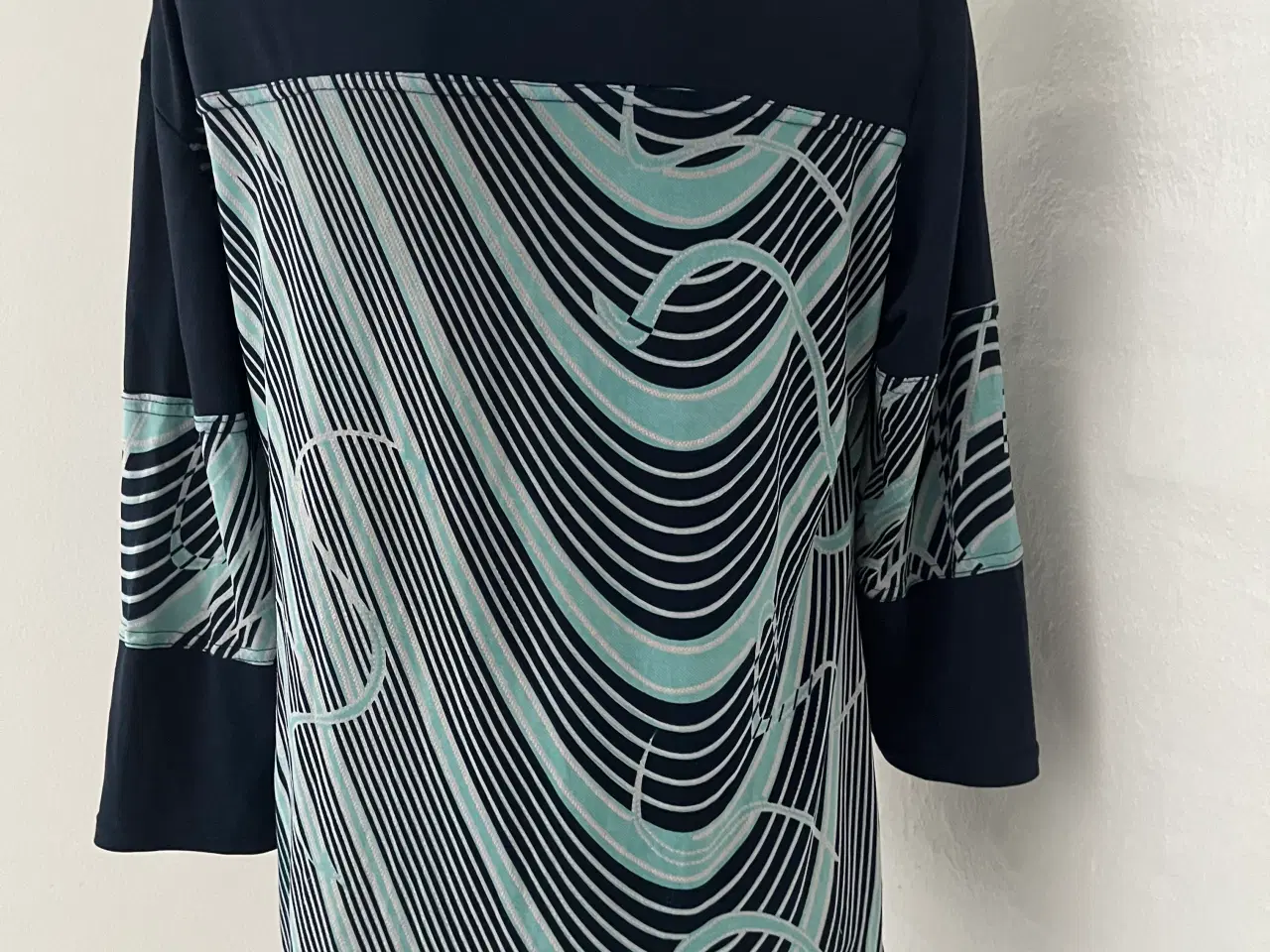 Billede 4 - Bluse str.40