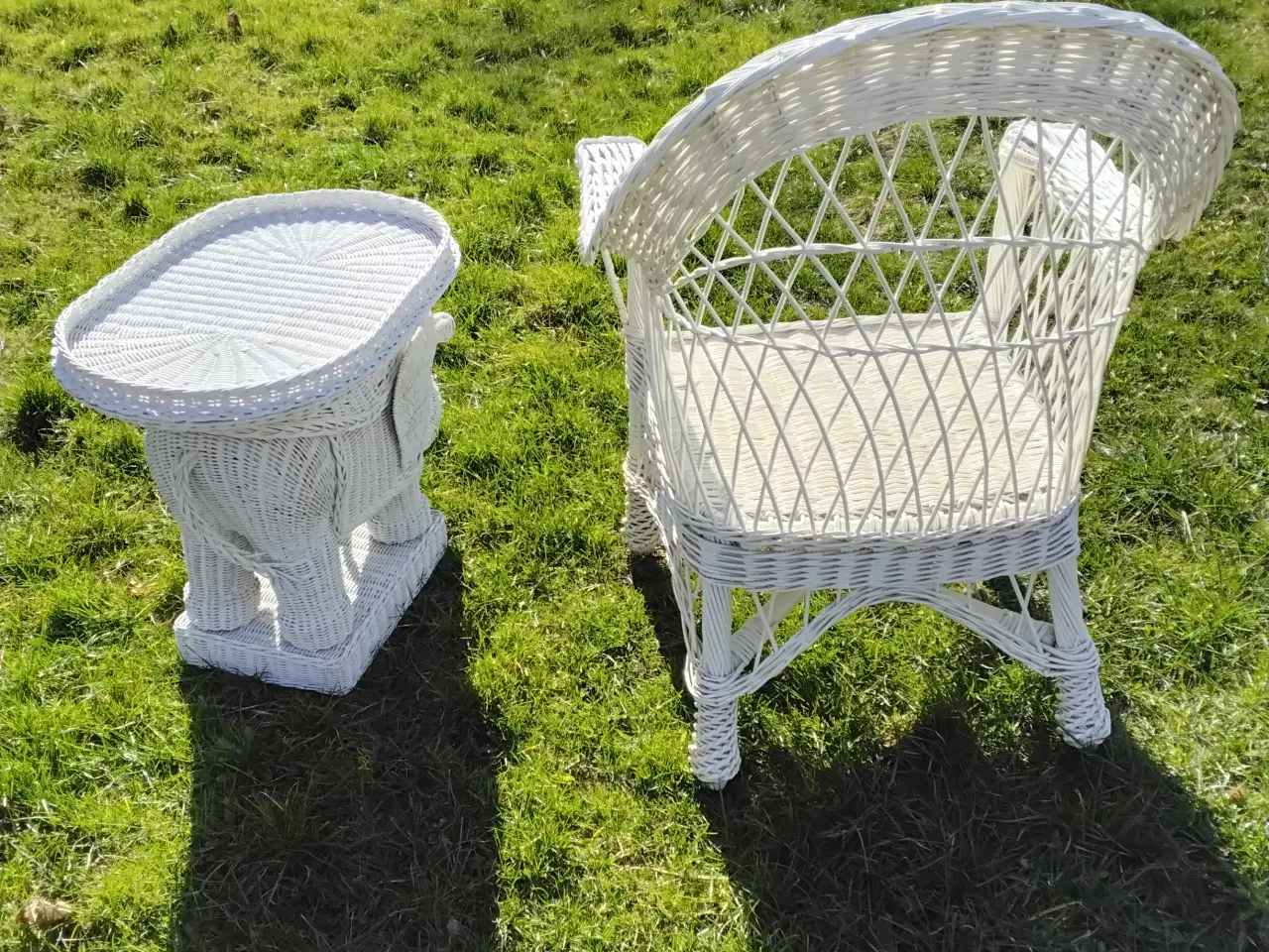 Billede 4 - Hvid vintage kurvestol i super god stand