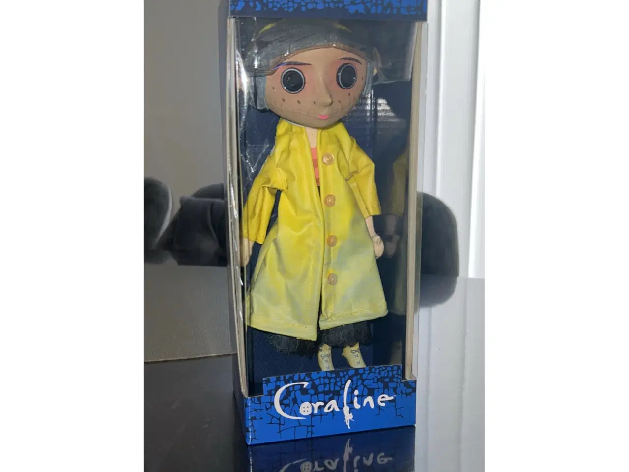 Billede 1 - Coraline dukke