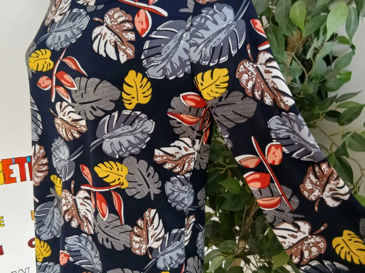 Billede 5 - Bluse. Any Way. Large/40