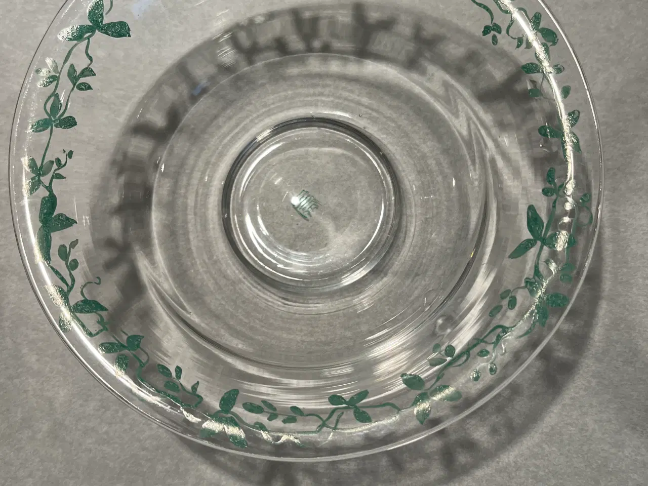 Billede 2 - Lille Glasskål med grønne blade mønster