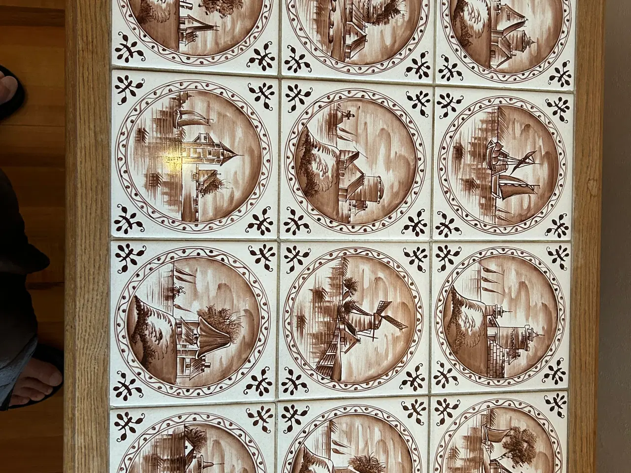 Billede 4 - Sofabord i egetræ m/Kakler