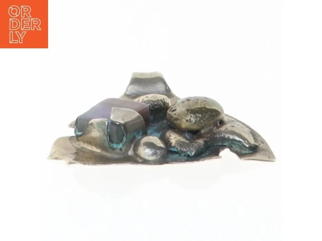 Billede 2 - Vedhæng i metal (str. 5 x 4 cm)