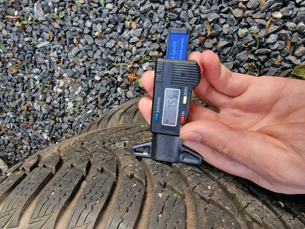 Billede 3 - Vinterdæk 215/60/R16 i god stand. 5x112