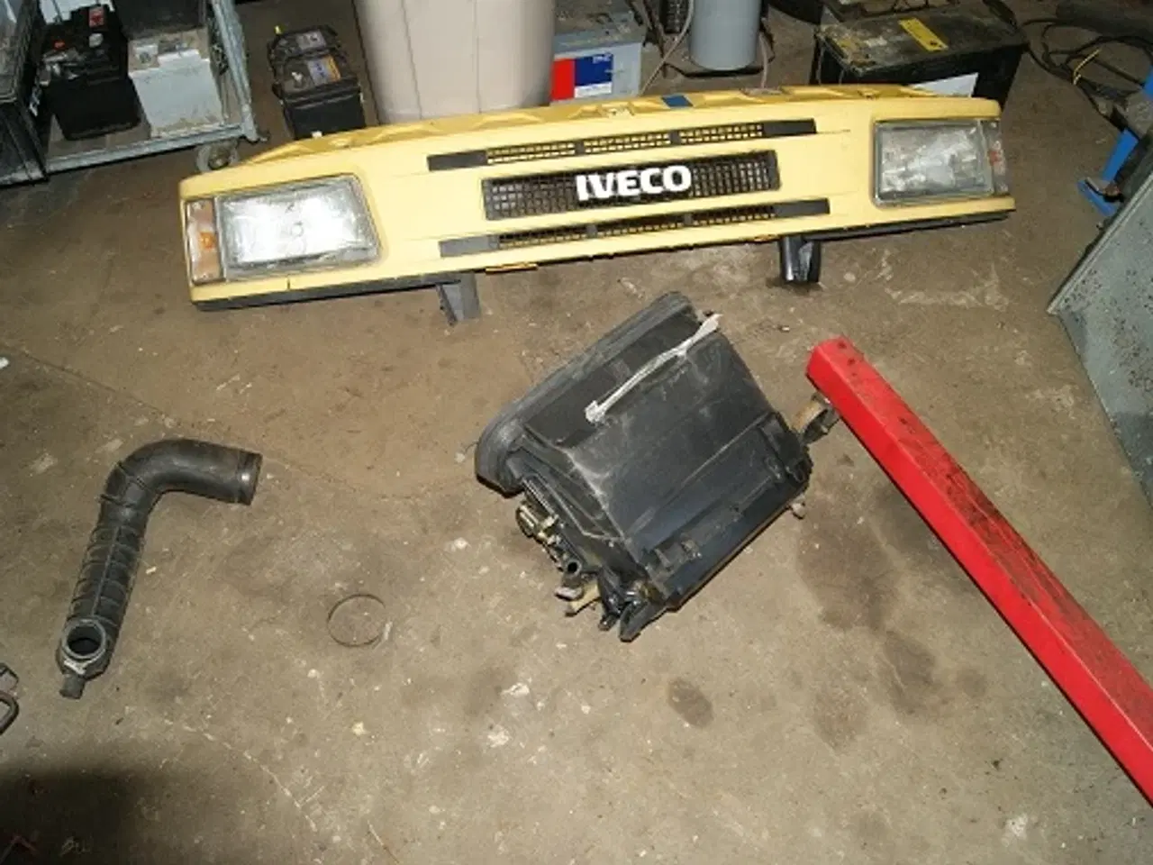 Billede 1 - Varevogne. For og baglygter, og spejle, 1995-2010