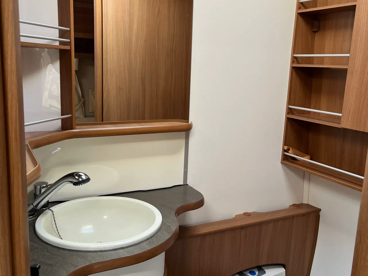 Billede 11 - 2011. Kabe onyx 620 køjevogn 