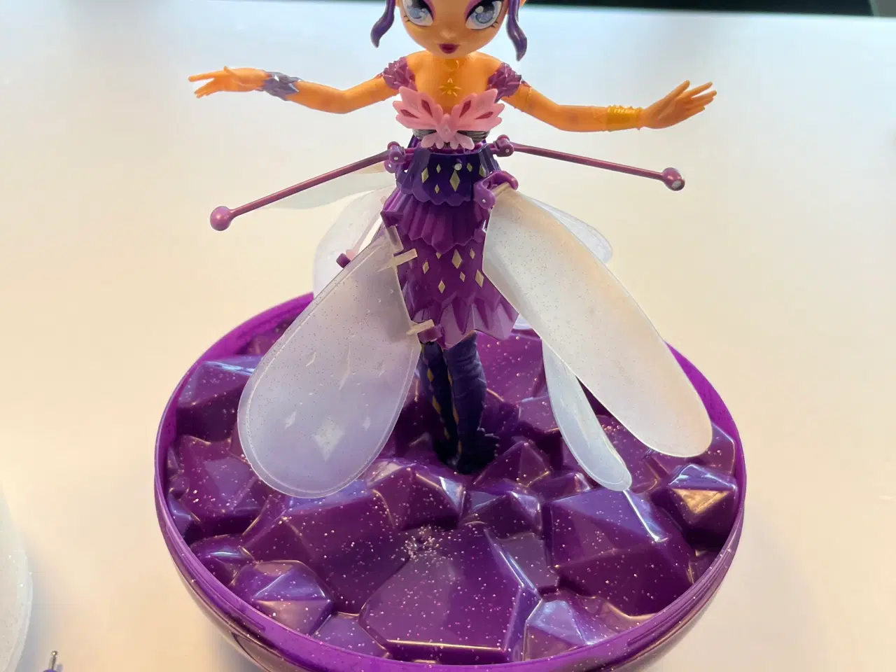 Billede 1 - Hatchimals flyvende fe