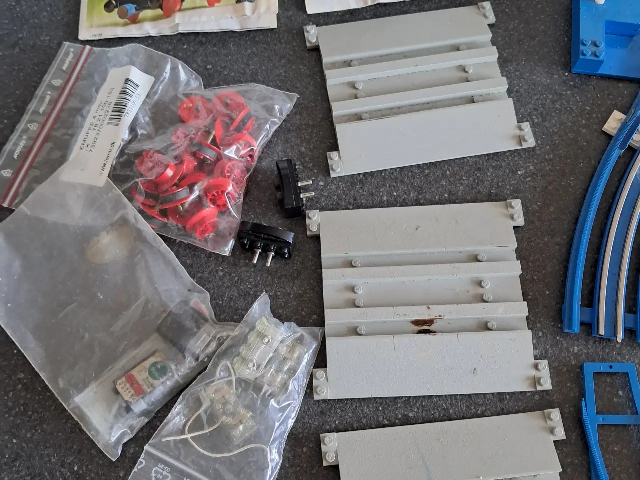 Billede 1 - Kæmpe vintage LEGO Tog samling – Blå skinner, 8 mo