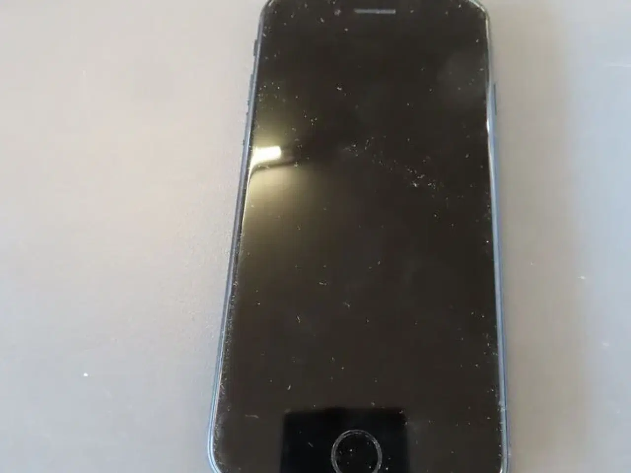 Billede 1 - Mobiltelefon APPLE Iphone SE 3. Gen - 64 GB