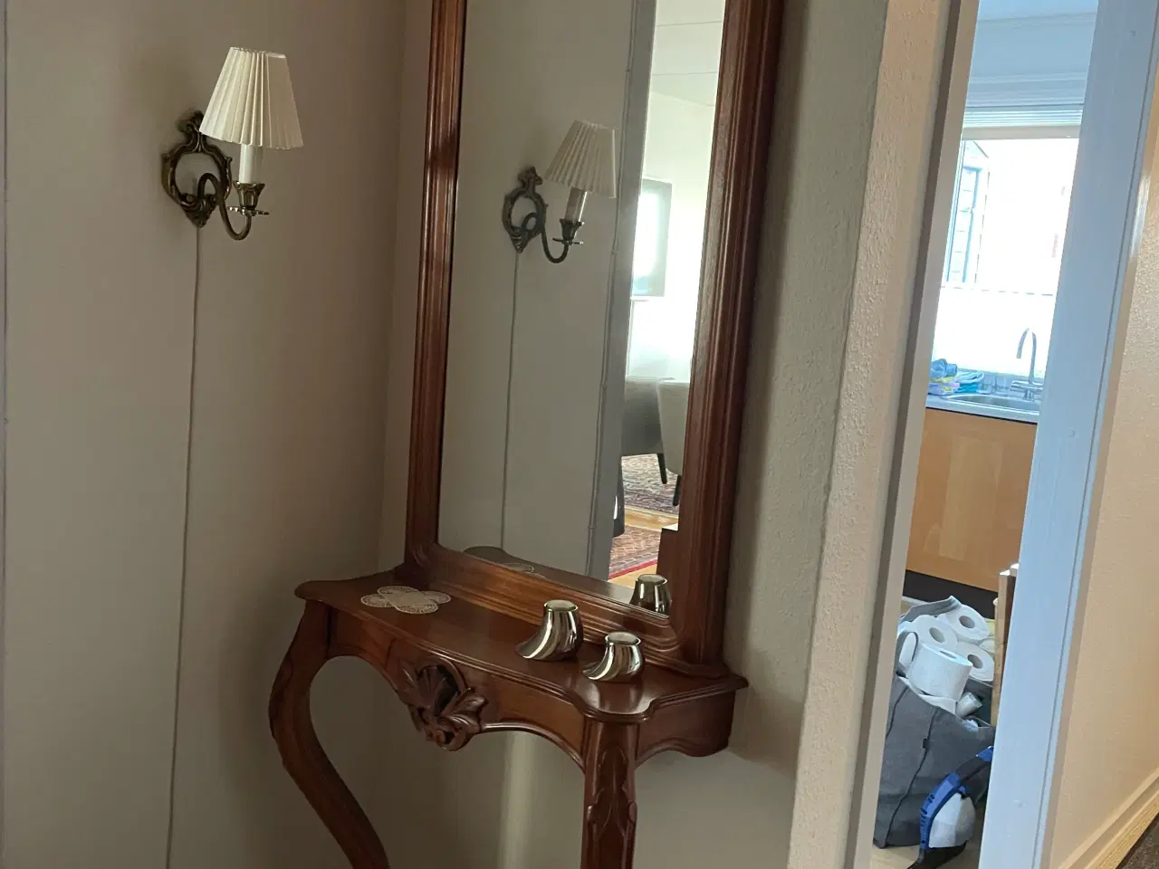 Billede 1 - Antikt entremøbel - meget velholdt 