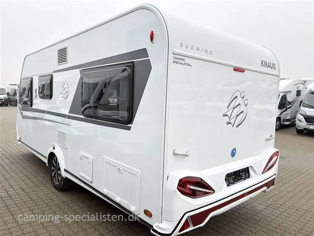 Billede 3 - 2021 - Knaus Südwind 500 UF "60 Years Celebration"   Knaus Südwind 500 UF 60 Year Celebration 2021 - Se den nu hos Camping-Specialisten.dk