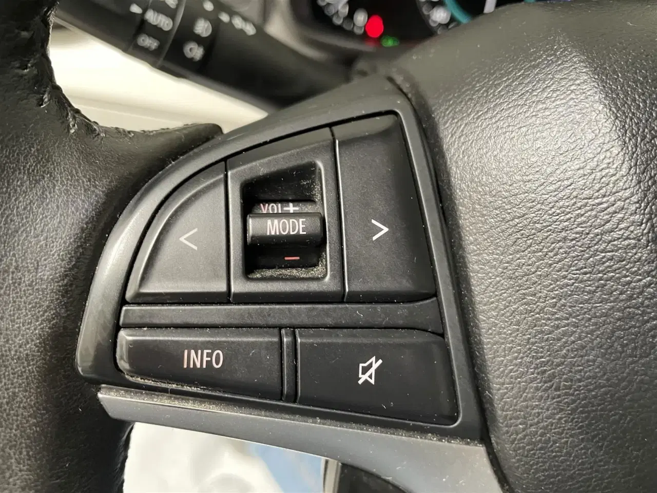 Billede 11 - Suzuki Ignis 1,2 Dualjet 16V Adventure 90HK 5d