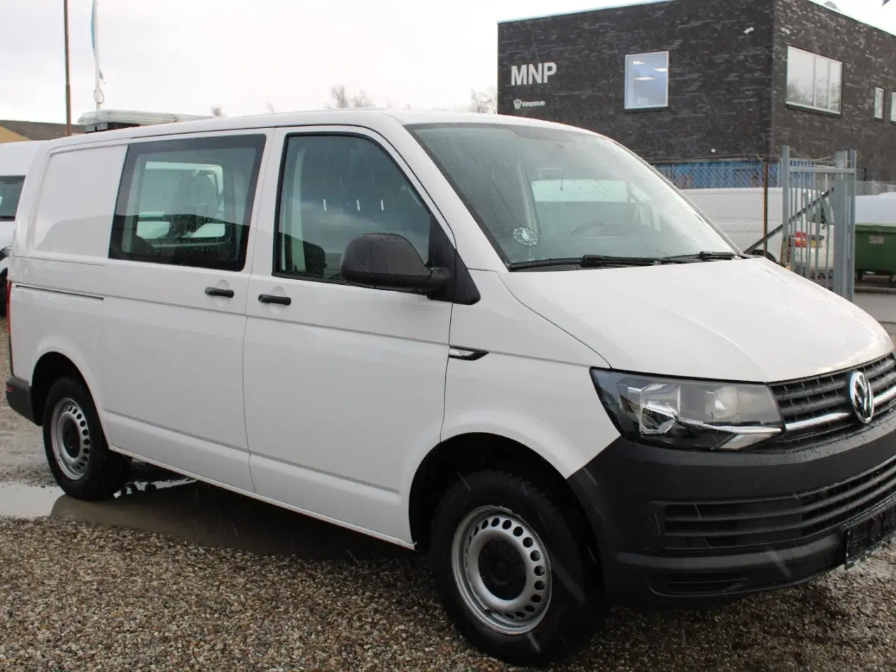 Billede 2 - VW Transporter 2,0 TDi 150 Kassevogn DSG kort