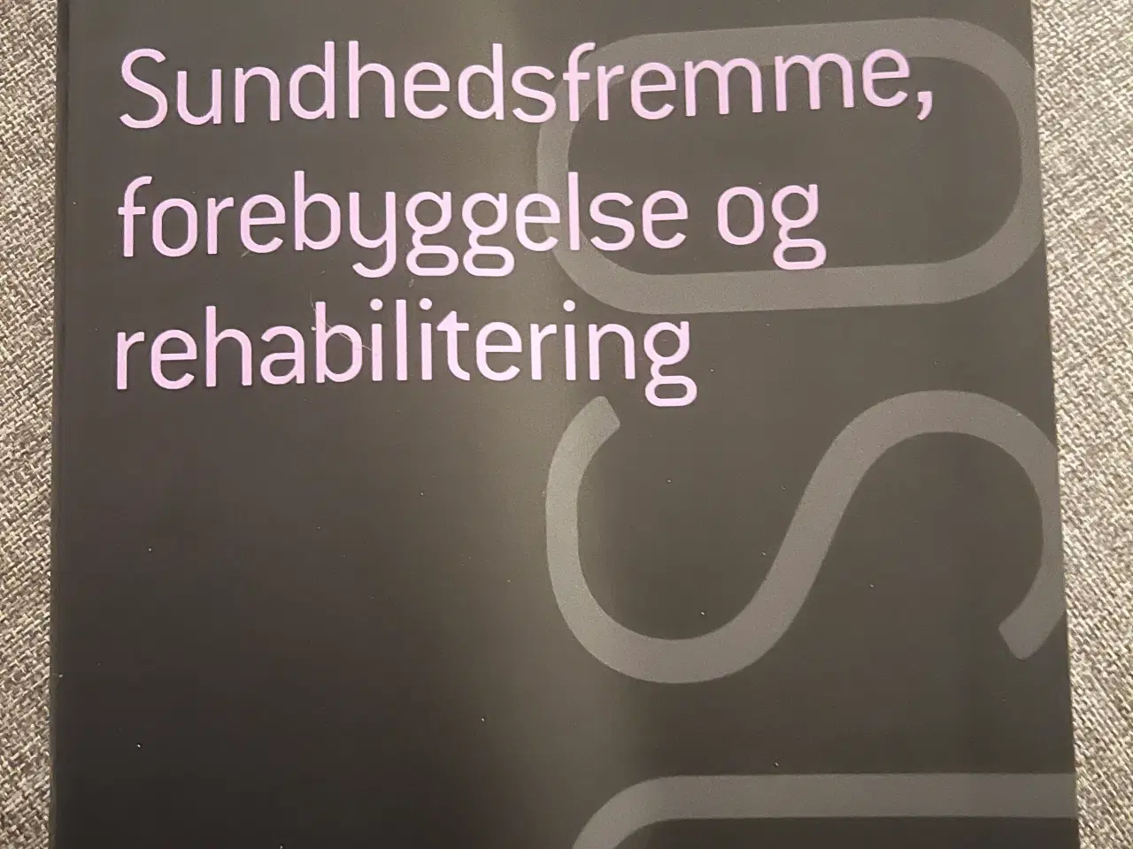 Billede 7 - Social- og sundhedsassistent bøger.