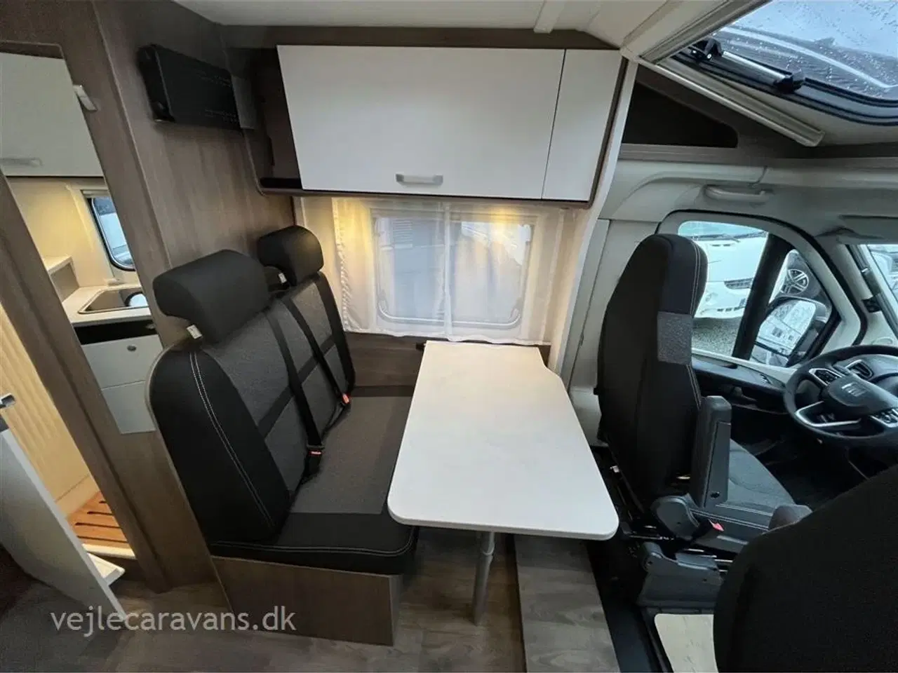 Billede 7 - 2026 - Carado V337 PRO+