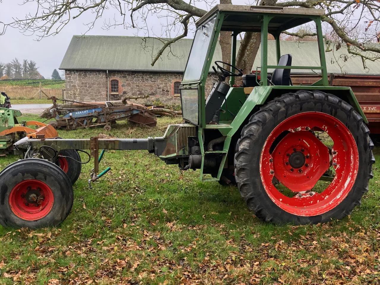 Billede 7 - Traktor/redskabsbærer