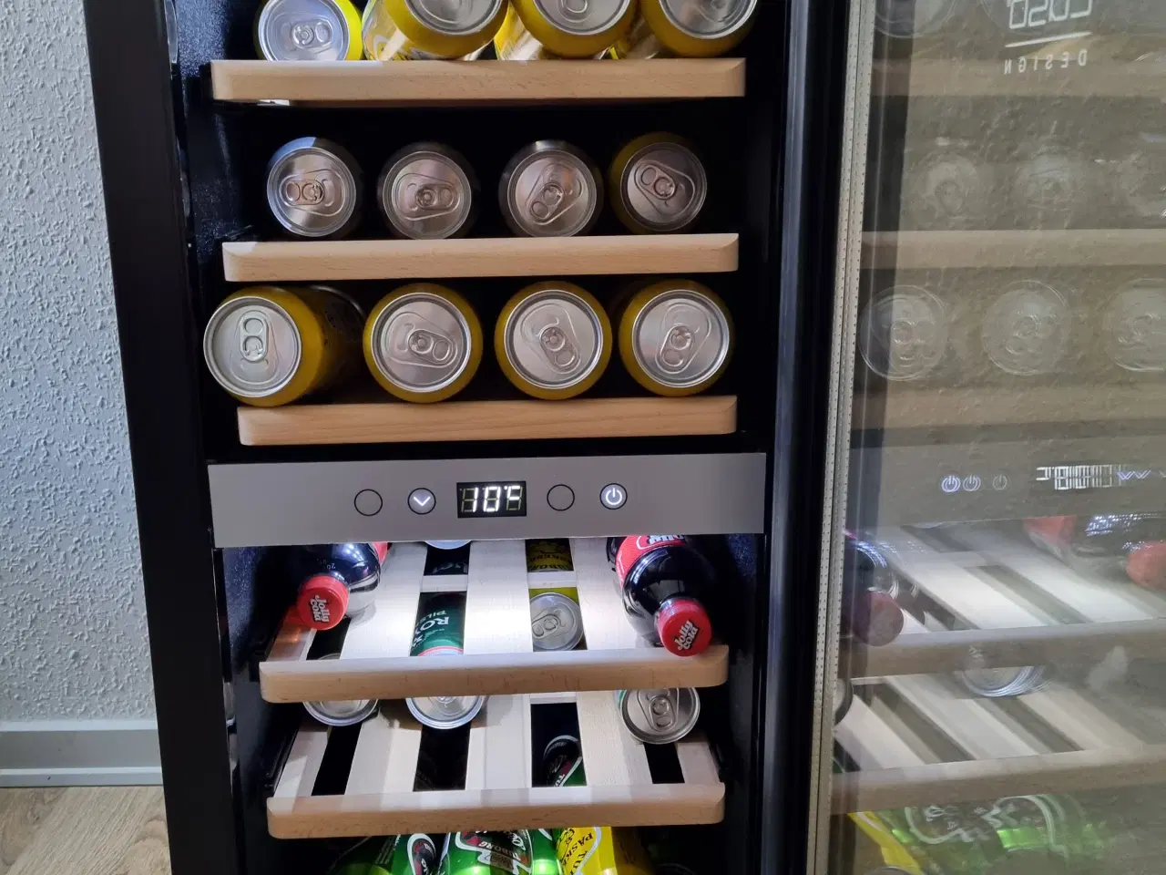Billede 1 - Vinkøleskab med plads til 24 flasker