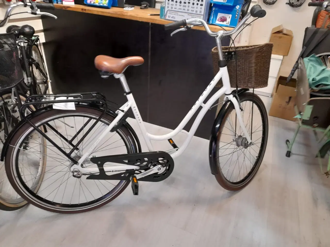 Billede 1 - cykel med 3 gear og 12 måneders garanti