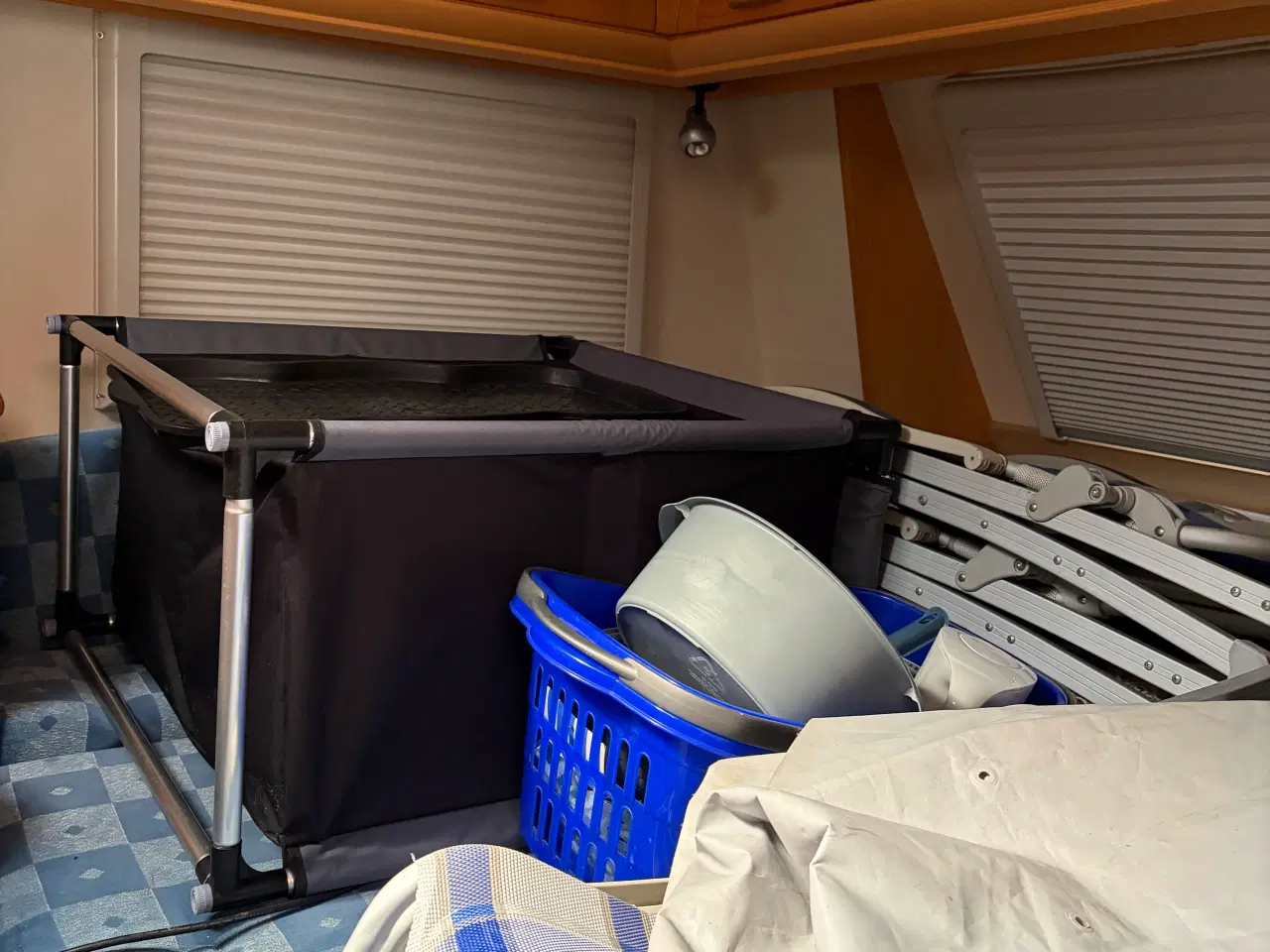 Billede 14 - Komplet campingvogn med fortelt og tilbehør