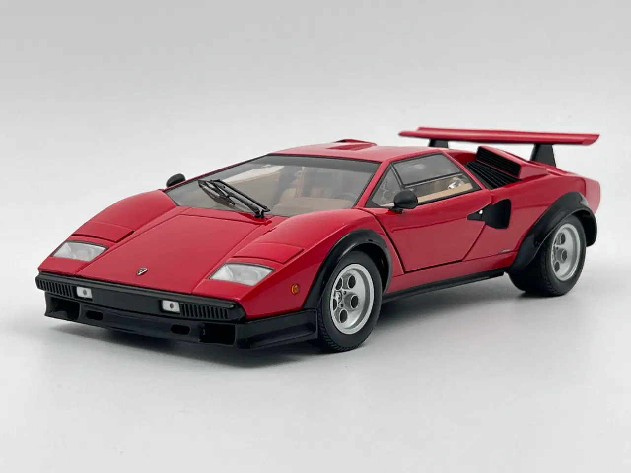 Billede 11 - 1982 Lamborghini Countach Walter Wolf Special 1:18