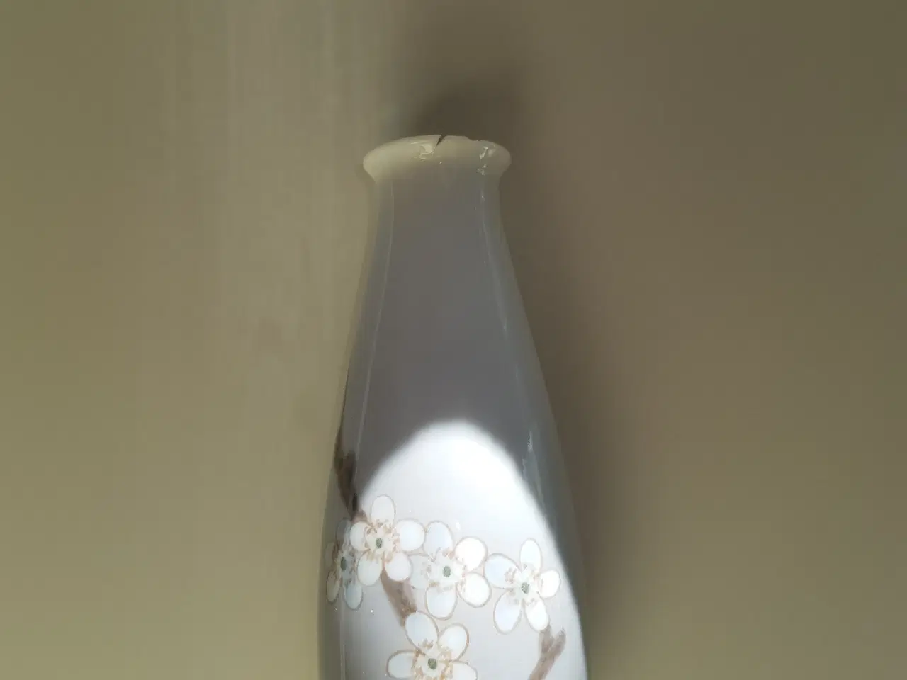 Billede 1 - B&G vase med blomster motiv