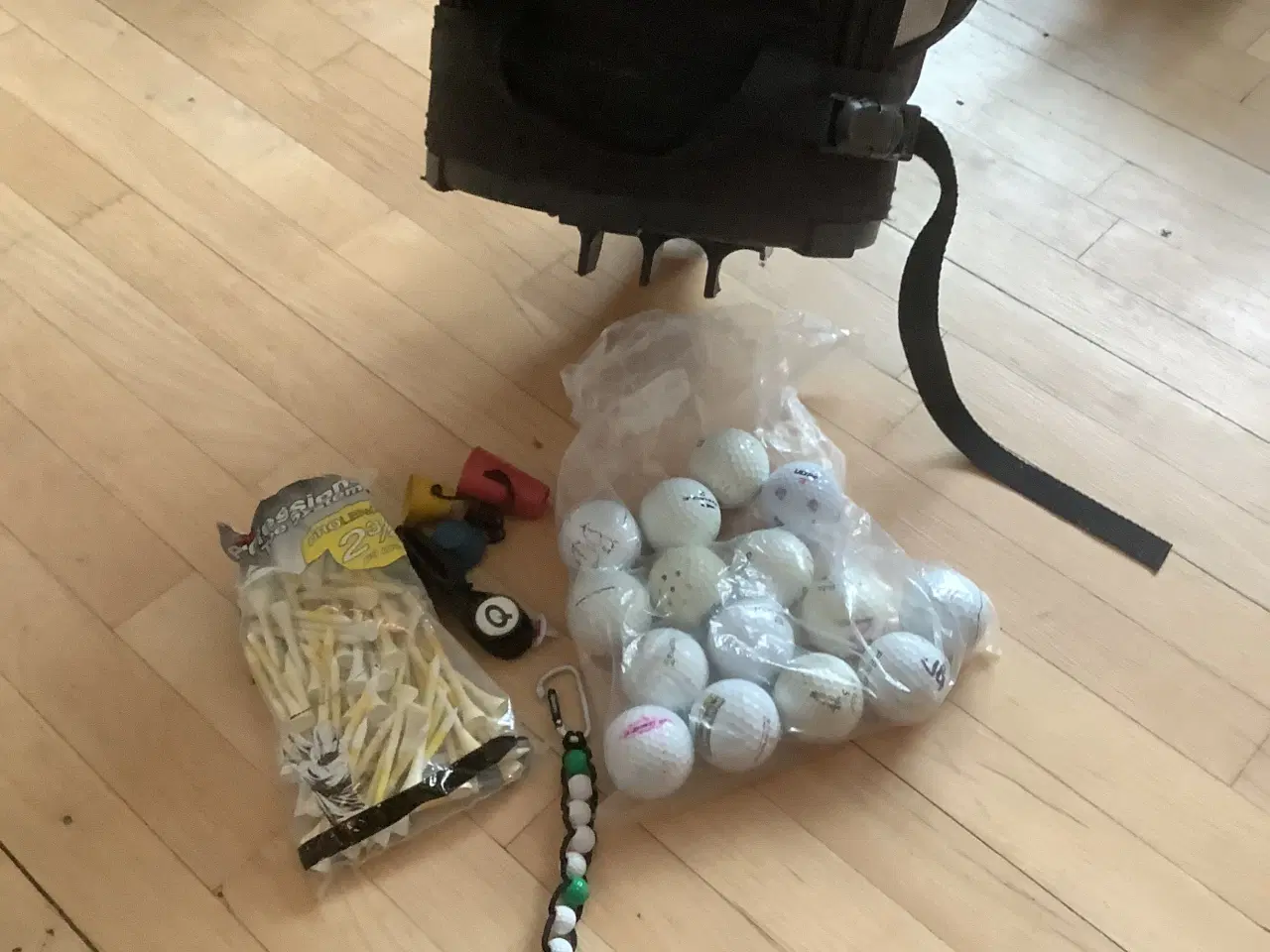 Billede 5 - XQ Max golfsæt med vogn og tilbehør