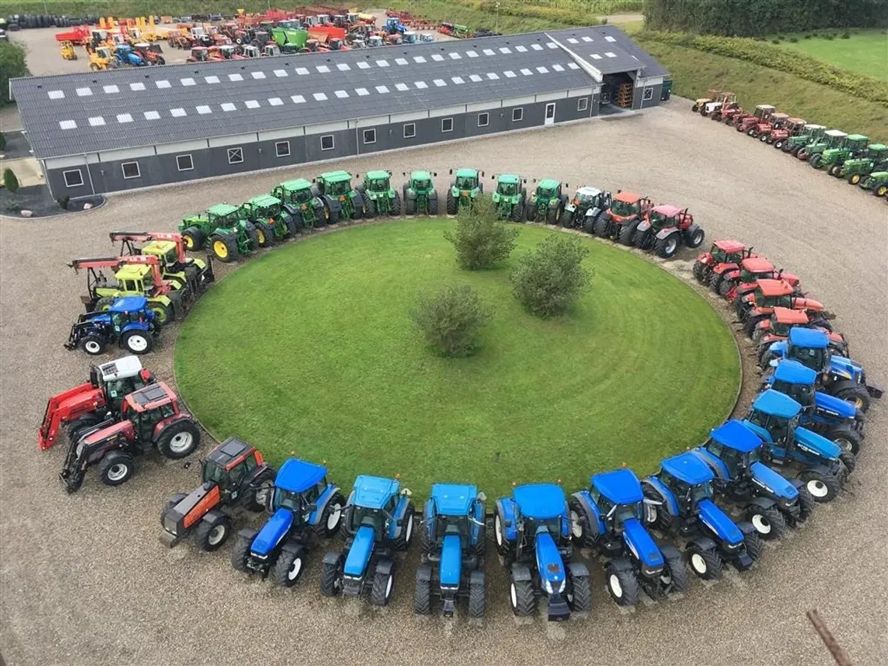 Billede 19 - John Deere 6800 Med vendergear ved rettet og frontlæsser.