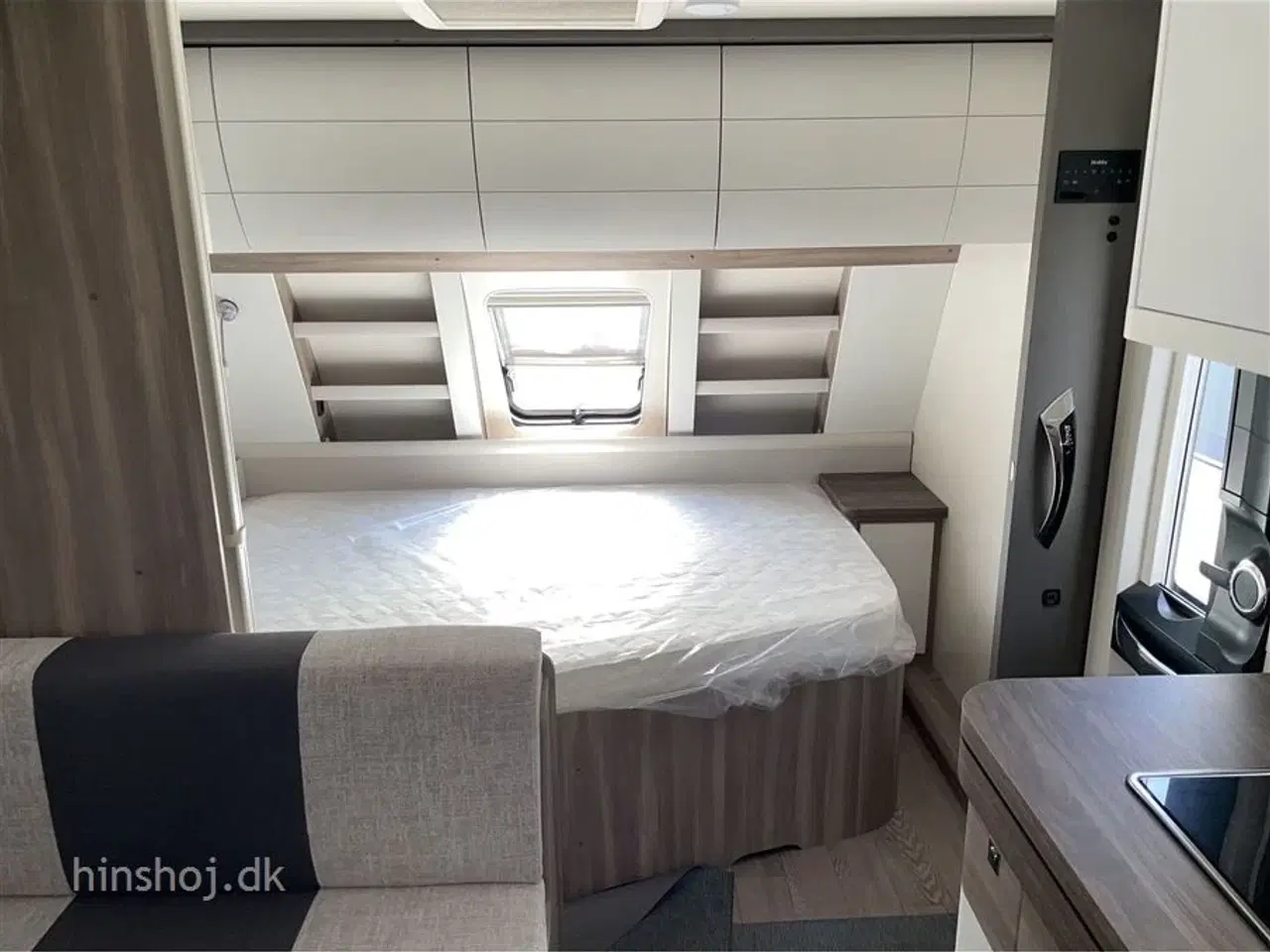 Billede 2 - 2023 - Hobby Excellent Edition 545 KMF   Lækker famillie vogn med  køjevogn med dobbeltseng fra Hinshøj Caravan