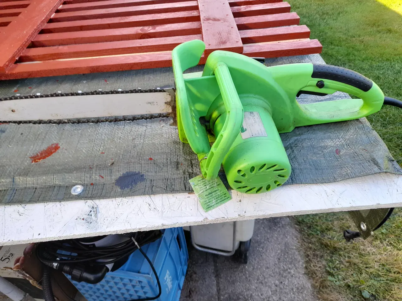 Billede 3 - Elsav med sværd og kæde. Garden.