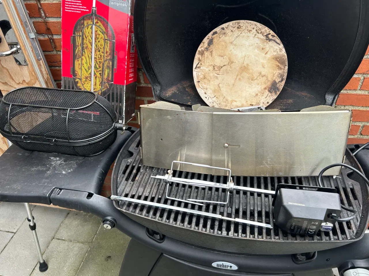 Billede 4 - Weber Q3200 elektronisk tænkning med tilbehør