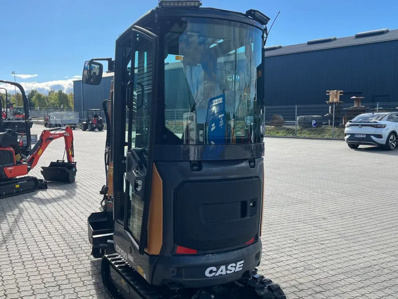 Billede 16 - Case CX19D Fabriksny! monteret med tiltman med hydraulisk s30 og JST skovle.
