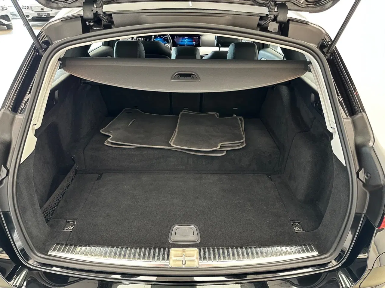 Billede 6 - Mercedes E300 de 2,0 Business stc. aut.