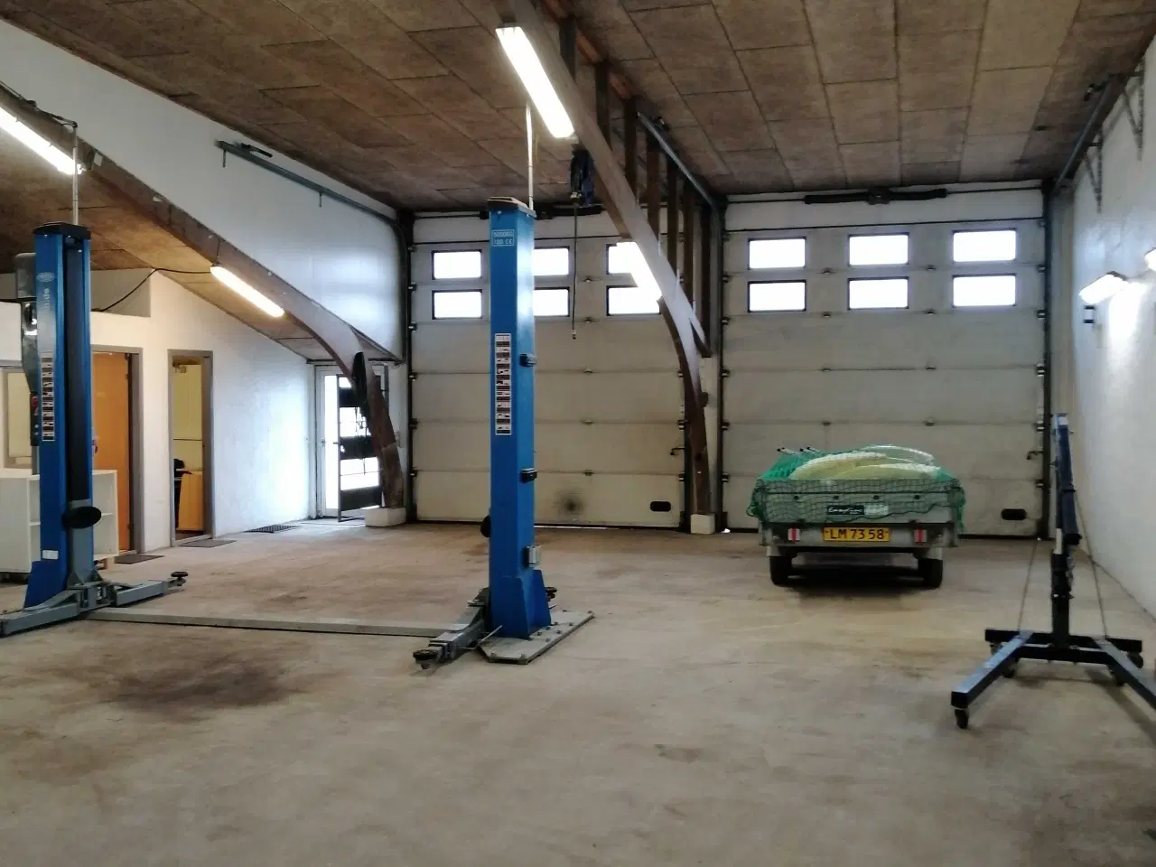 Billede 1 - Autoværksteder/lager mellem Århus  og Silkeborg 