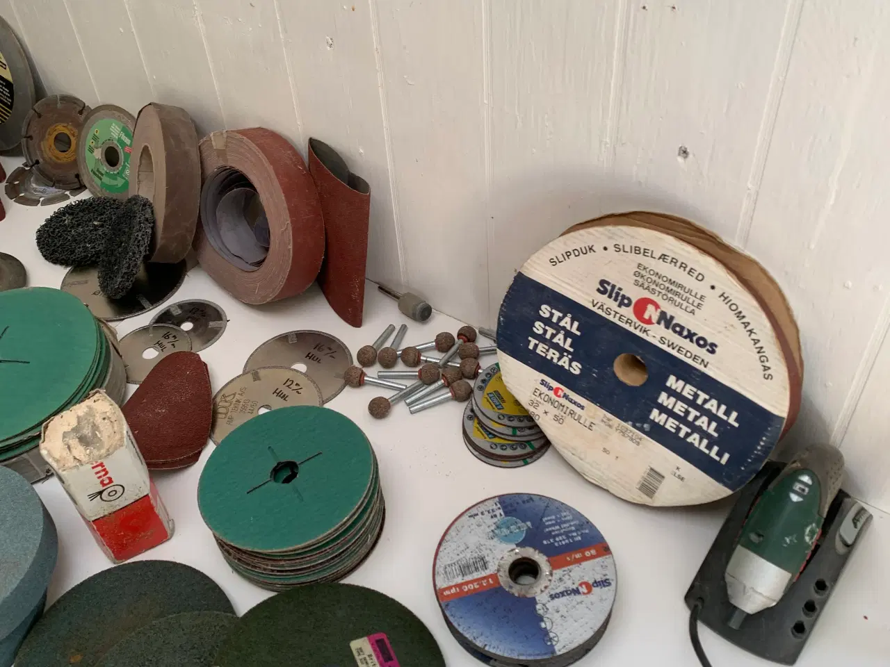 Billede 4 - Flytte oprydning. Slibematerialer samt div. Maskin