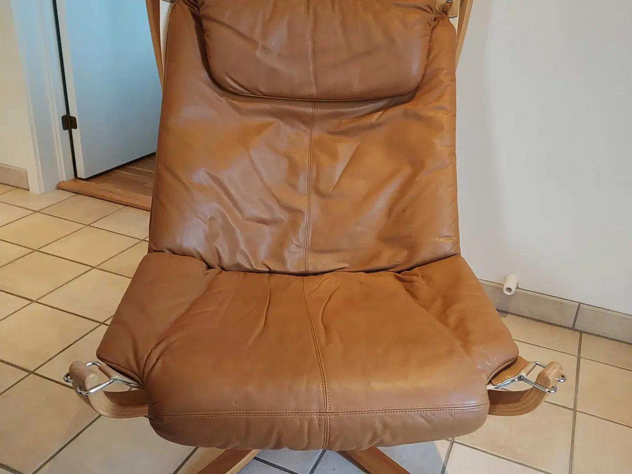 Billede 5 - Falcon Chair, designet af Sigurd Ressel