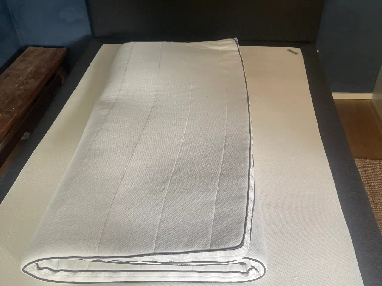 Billede 1 - GRATIS elevationsseng 140x200