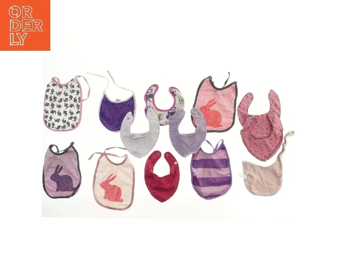 Billede 1 - Sæt med 13 hagesmække (str. 13 stk cm)