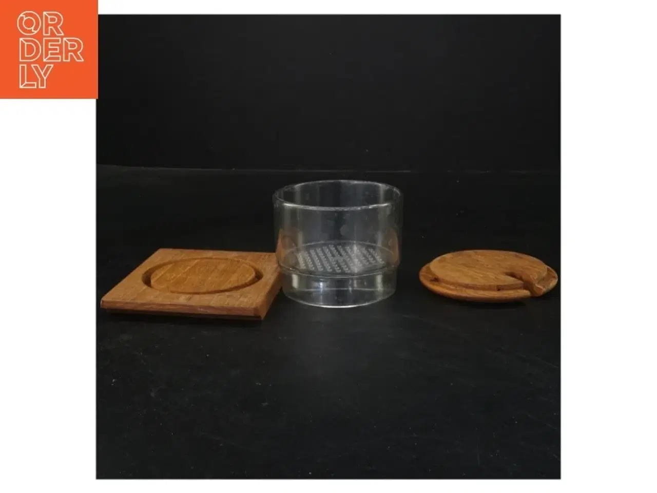 Billede 2 - Vintage rund plastbeholder med teak bund og låg (str. 7 cm)