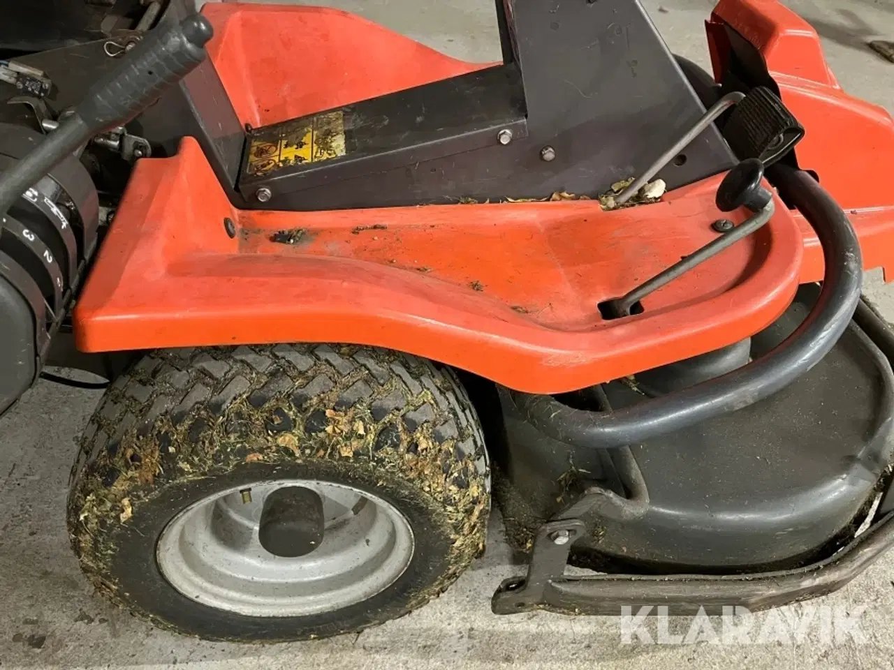 Billede 9 - Græsslåmaskine Husqvarna Rider R 13 Bioklip