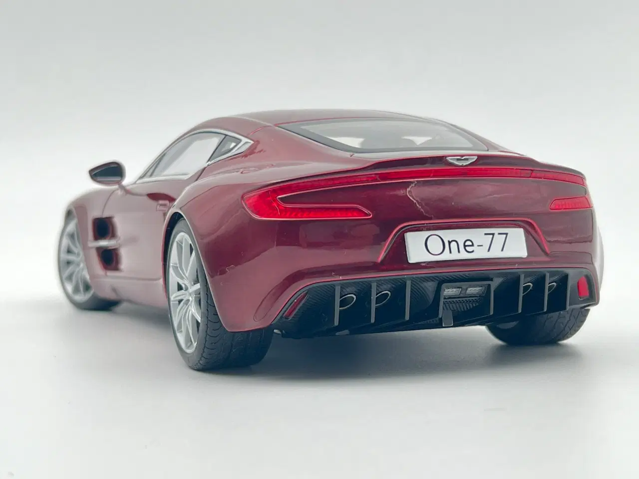 Billede 10 - 2009 Aston Martin One-77 AUTOart Signature - 1:18