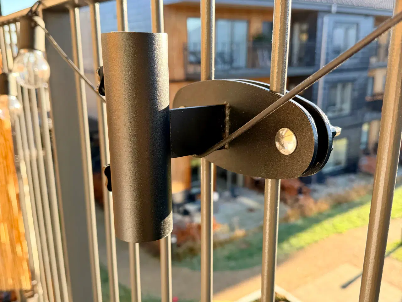 Billede 4 - Parasolbeslag til lodrette stænger