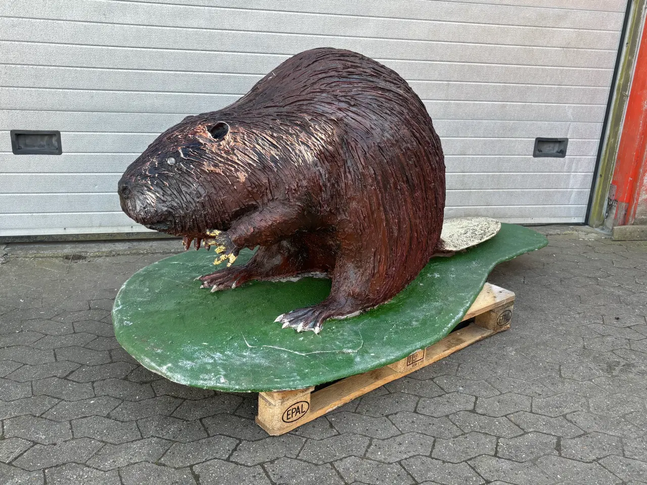 Billede 8 - Kæmpe bæver figur fra butik - 220 cm lang