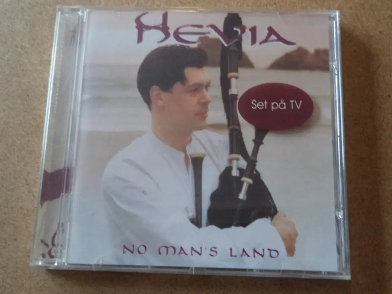 Billede 1 - Hevia ** No Man's Land 