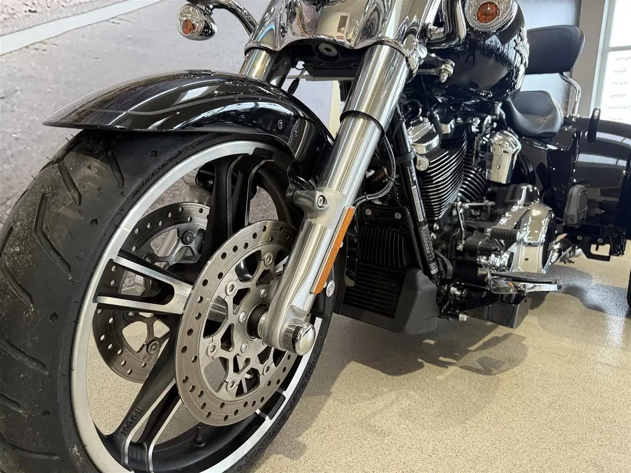 Billede 25 - Harley-Davidson FLRT Freewheeler Trike 114"