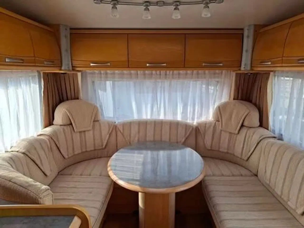 Billede 3 - LMC LORD AMBASSADOR 560 RBD
