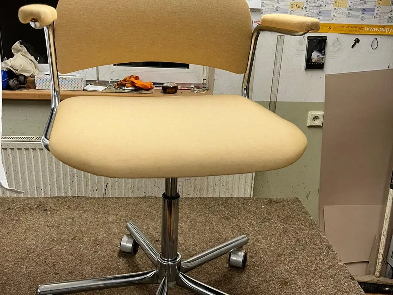 Billede 3 - Tjekkisk design kontor stol